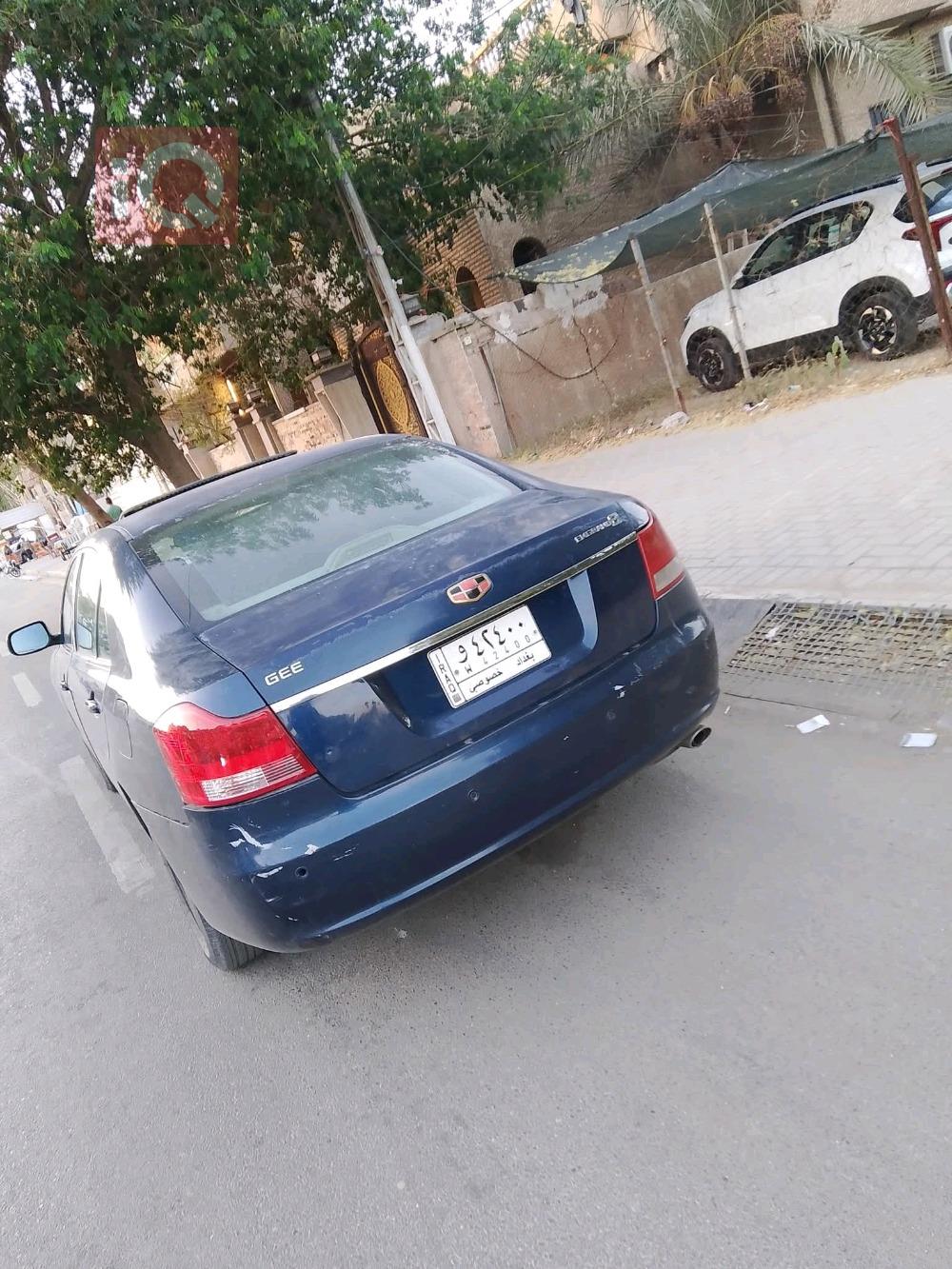 جیلی ئێم گراند 8